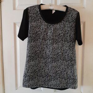 Haggar T-Shirt Black/White Size Small